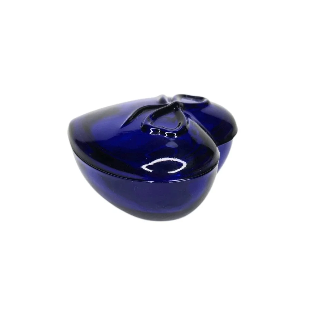 Vintage Cobalt Blue Westmoreland Glass Heart Shaped Trinket Box 3